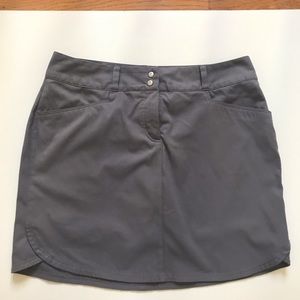 Adidas ladies golf skort. Size 6 gray